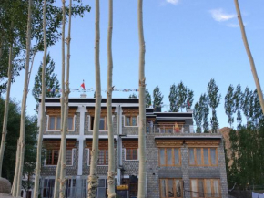 Heschuk guest house